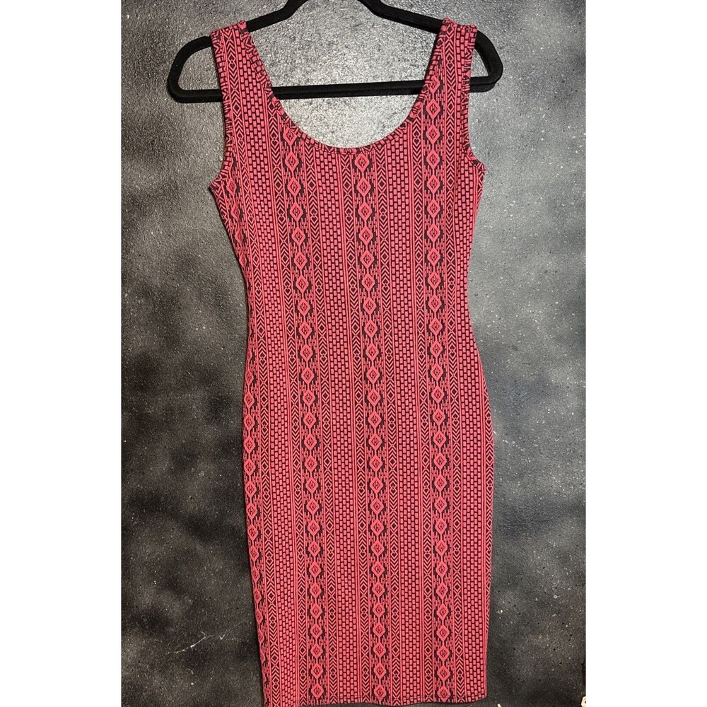 LA breeze Pink Black stretchy Body Con Dress Size Medium 80s Vibe Retro Summer